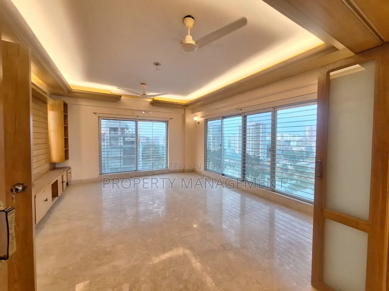 3200Sqft Luxurious Lake View Apartment Rent 3Bed 4Bath Nice in Gulshan