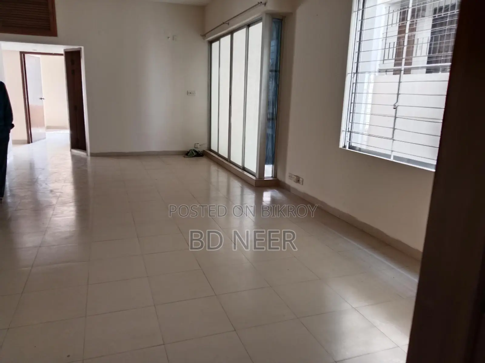 So nice 3 Bed room apt rent in Gulshan 2 in Gulshan