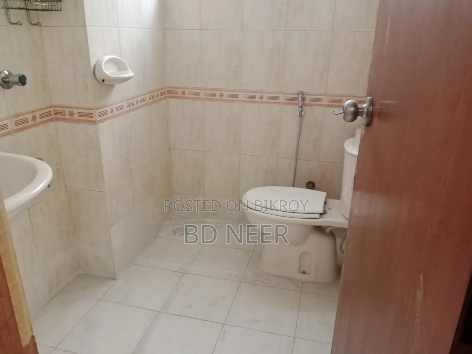 So nice 3 Bed room apt rent in Gulshan 2 in Gulshan