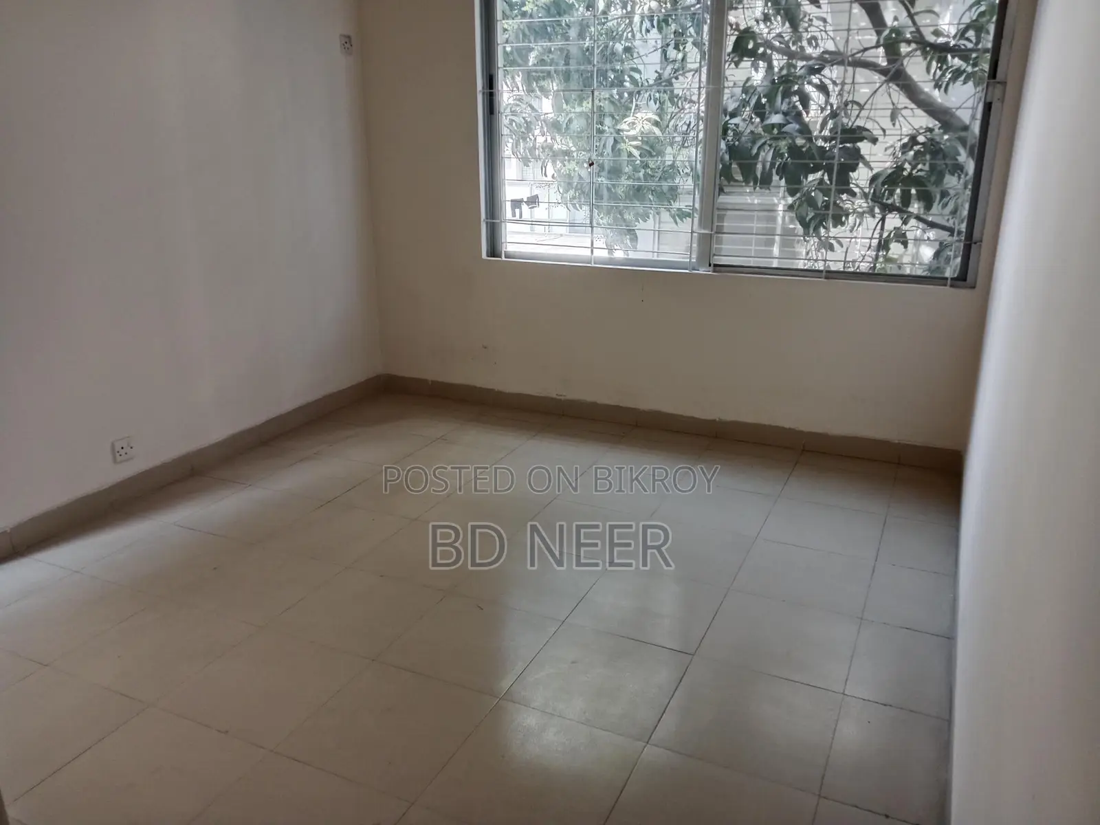 So nice 3 Bed room apt rent in Gulshan 2 in Gulshan