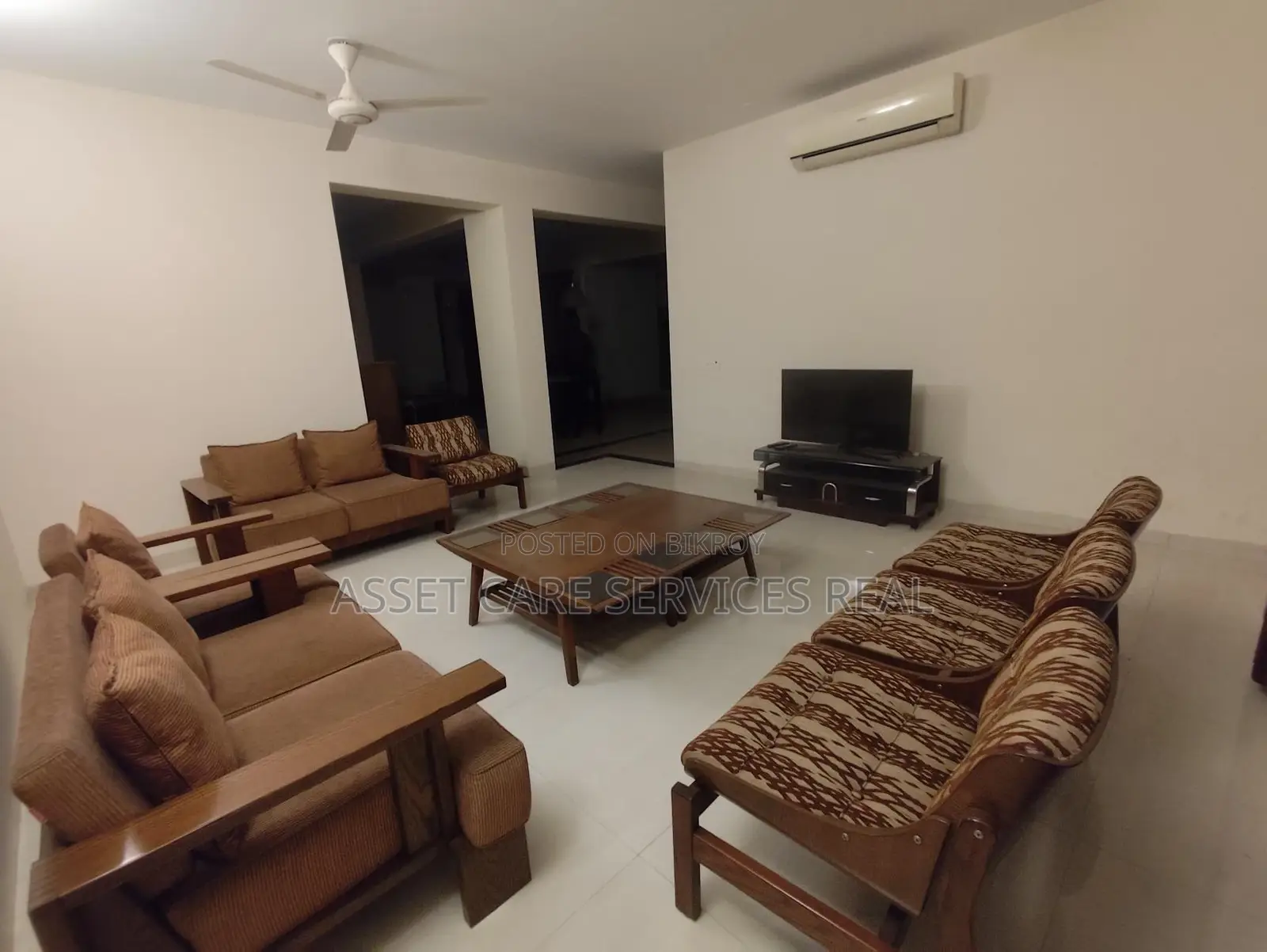 Fully-Furnished 3-Bed Exclusive Apartment for Rent in Baridhara Diplomatic Zone in Baridhara