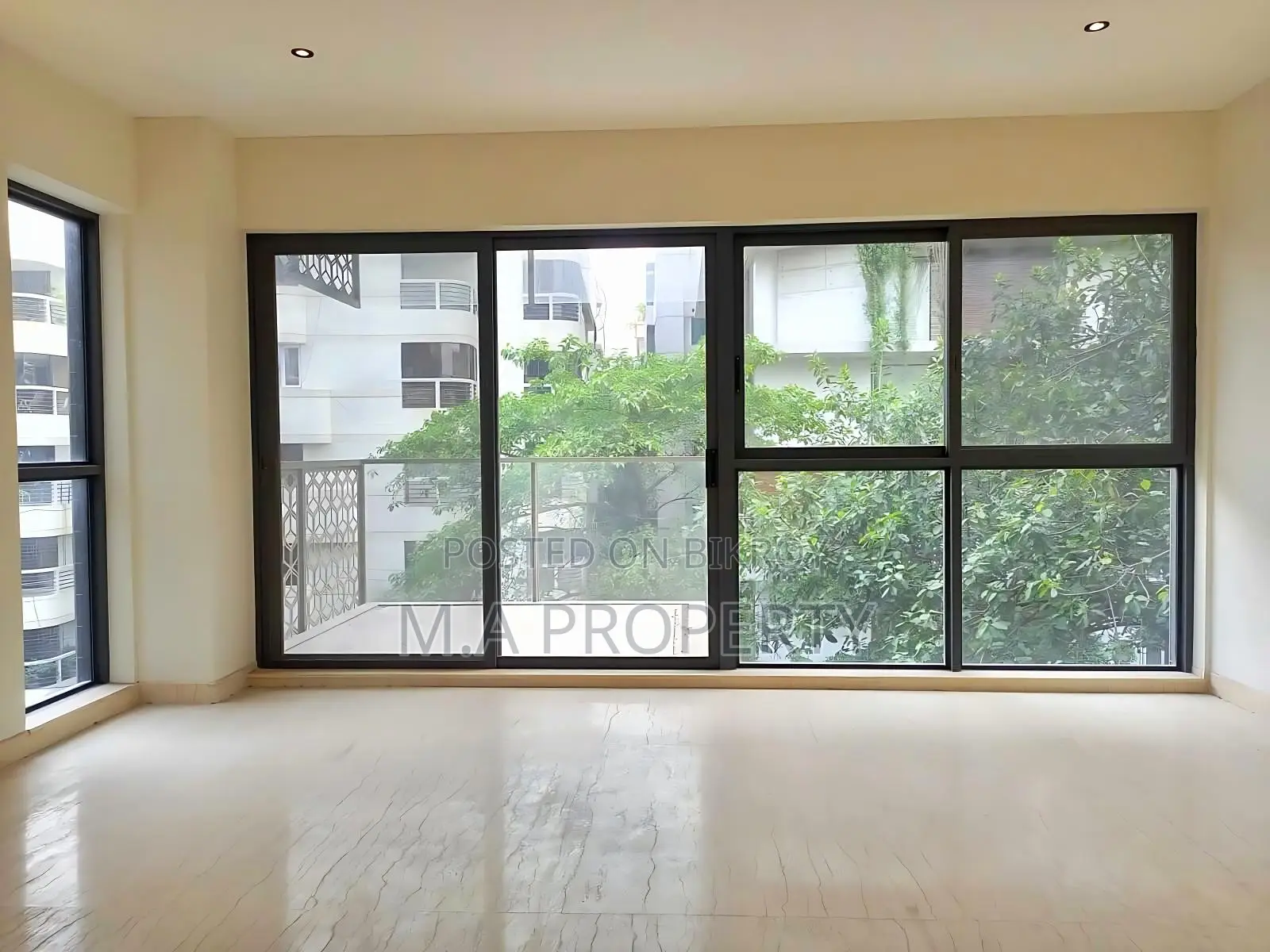 Semi-furnished Flat for Rent in Gulshan in Gulshan
