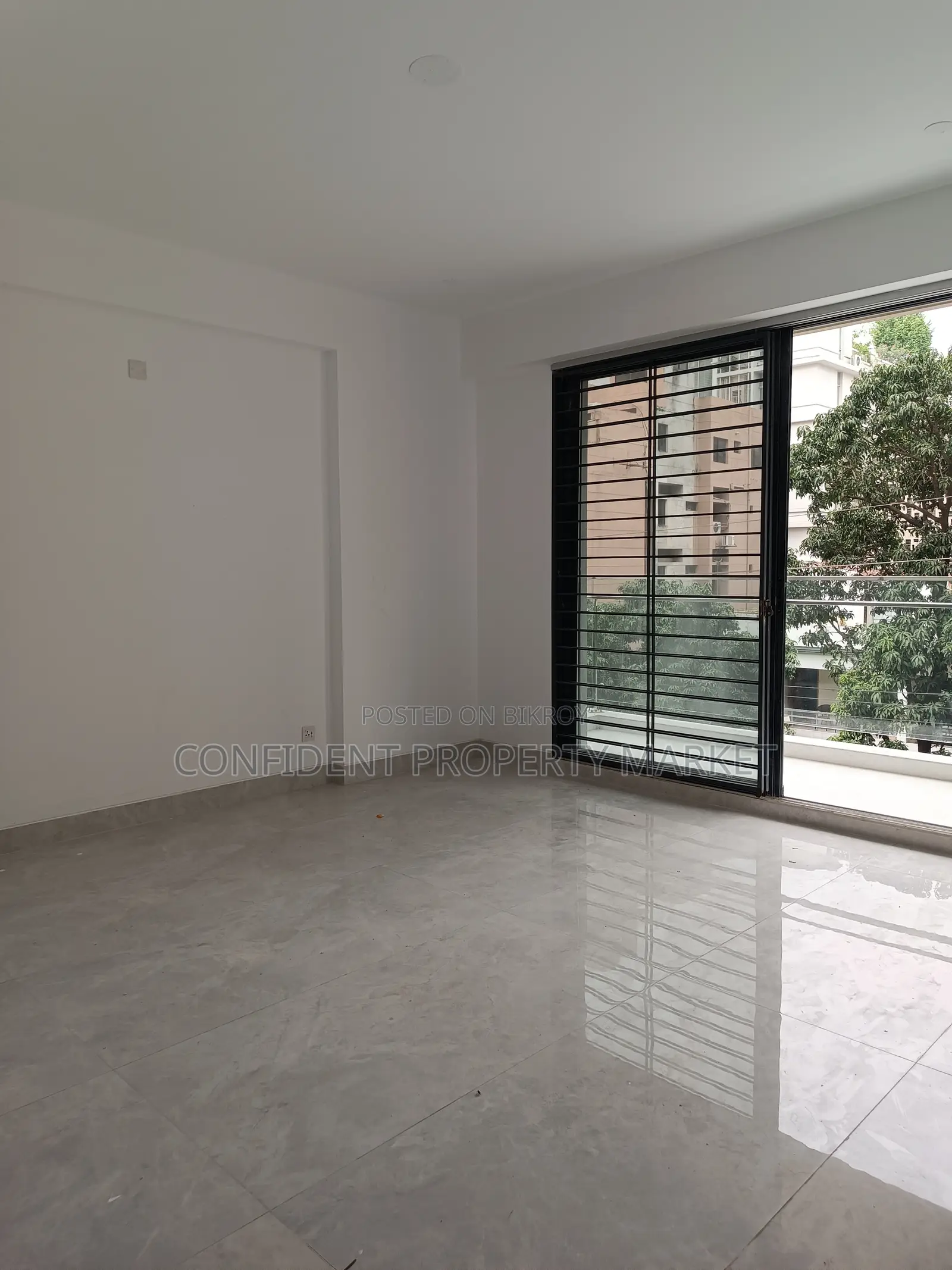 Flat For Rent in Baridhara
