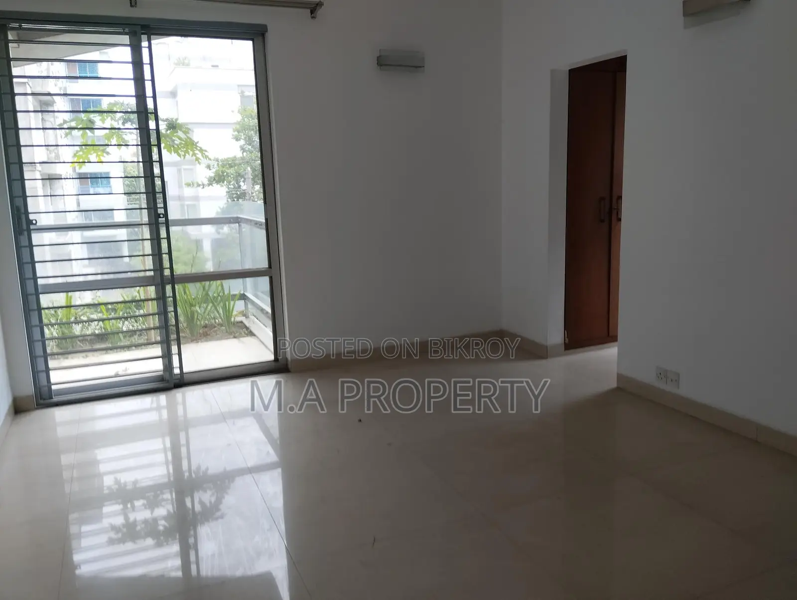 NORTH GULSHAN 4200 SFT 4BED SEMI-FURNISHED FLAT FOR RENT in Gulshan