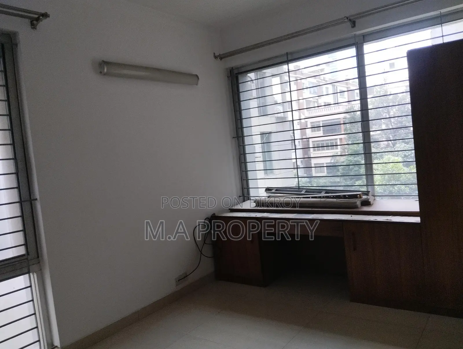 NORTH GULSHAN 4200 SFT 4BED SEMI-FURNISHED FLAT FOR RENT in Gulshan