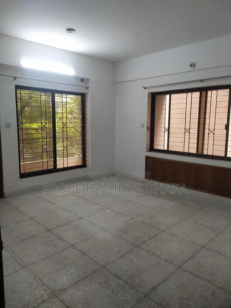 Unfurnished apartment for rent in Gulshan