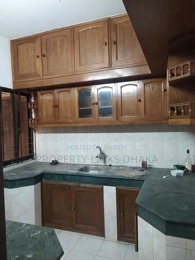 Unfurnished apartment for rent in Gulshan