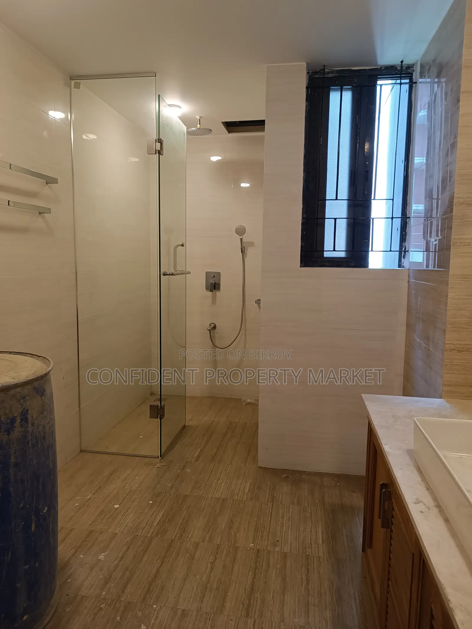 Nice Flat For Rent In Baridhara in Baridhara