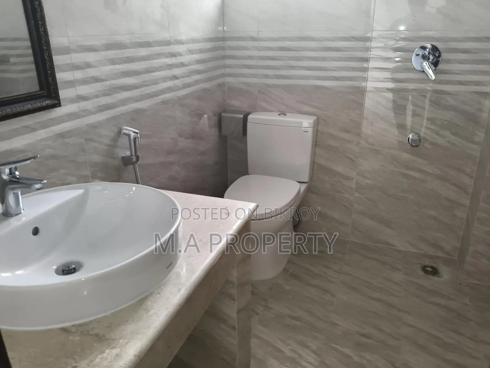 Rent 4-Bed Apartment in Gulshan -1 in Gulshan