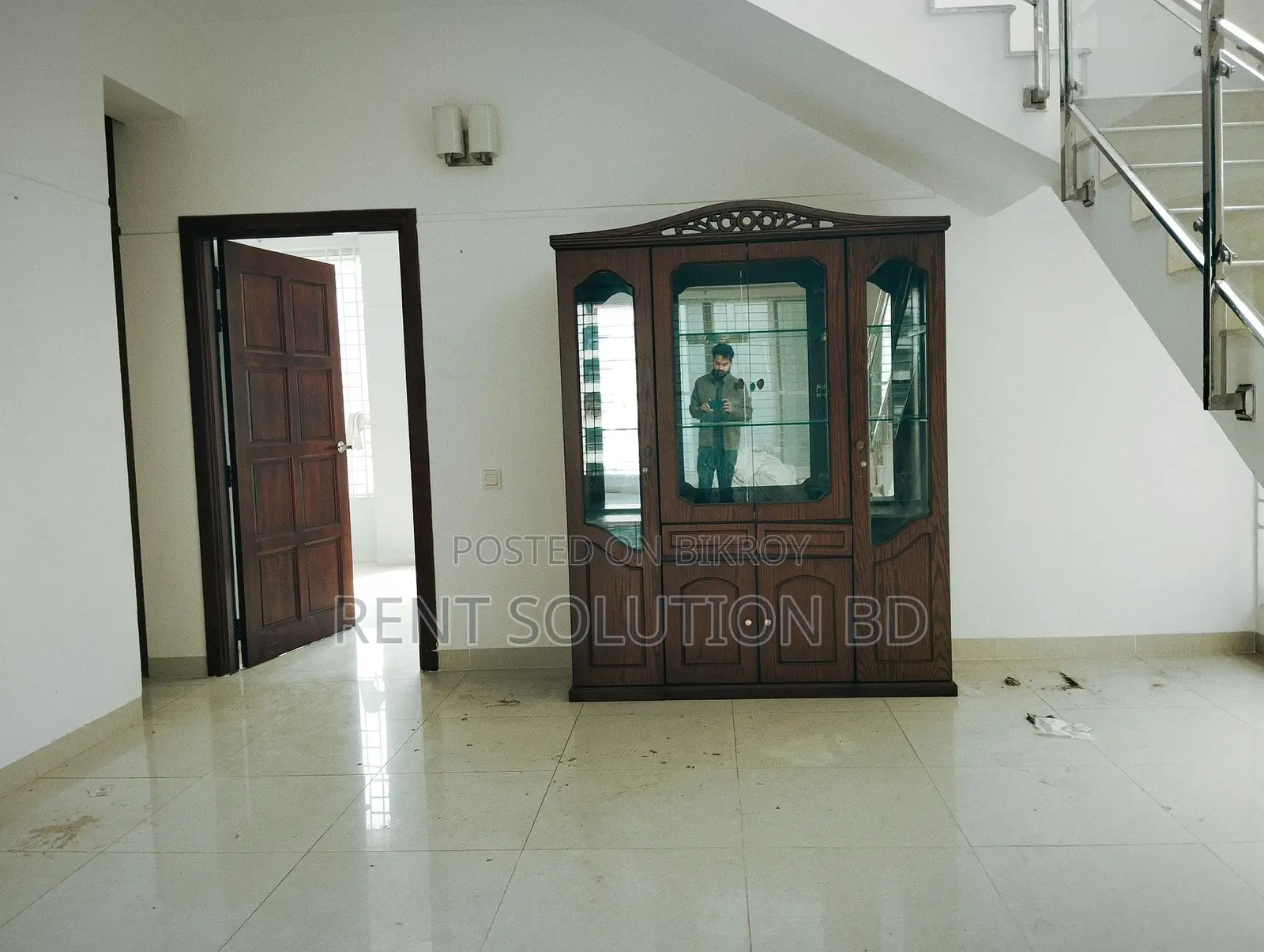 4 beds 4000 sqft duplex apartment rent in Gulshan in Gulshan