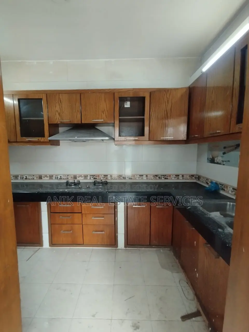 Good Quality 4 Bedroom Un Farnised Flat Rent At Gulshan 2 in Gulshan