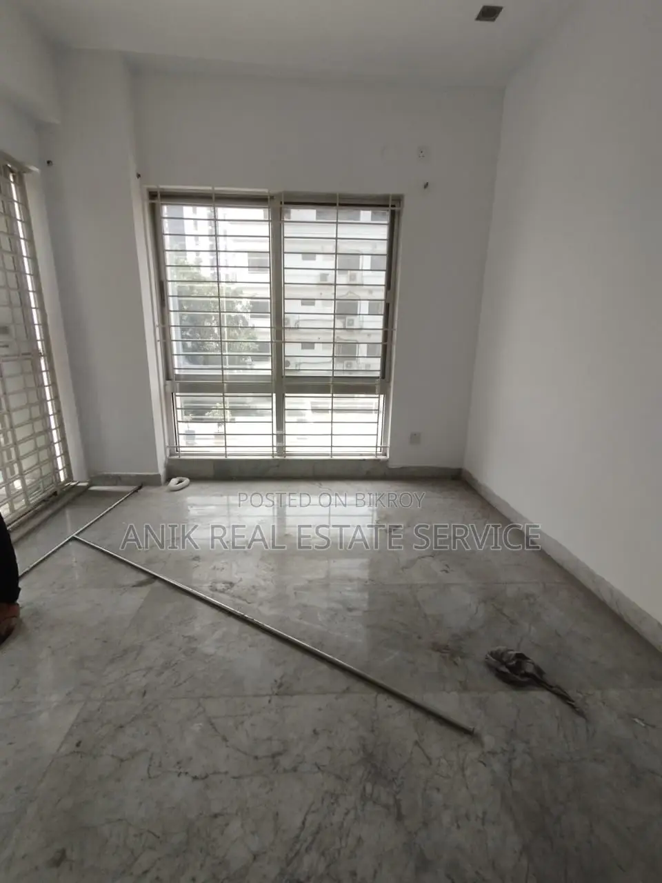 Good Quality 4 Bedroom Un Farnised Flat Rent At Gulshan 2 in Gulshan