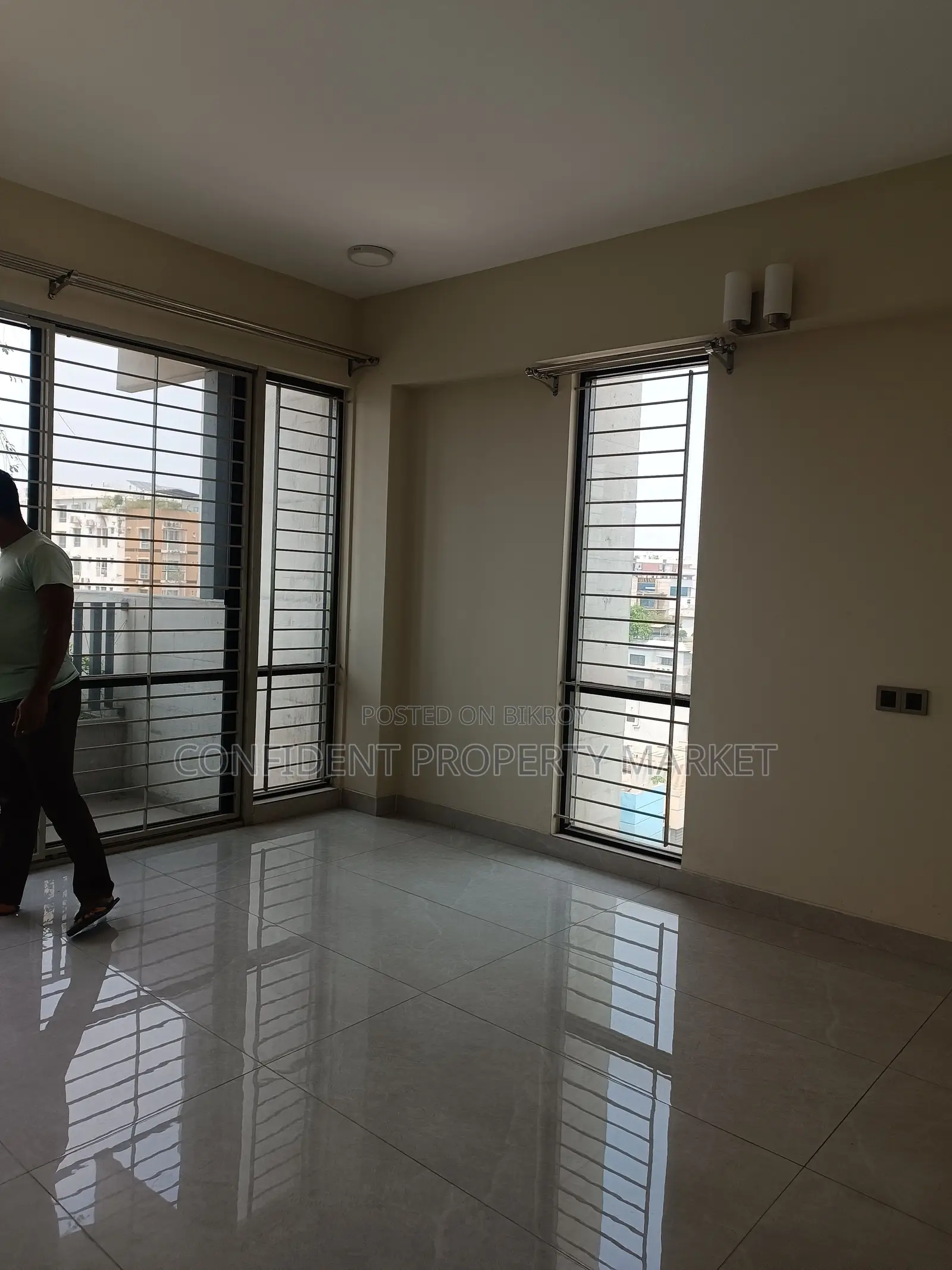 New Flat For Rent In Baridhara in Baridhara