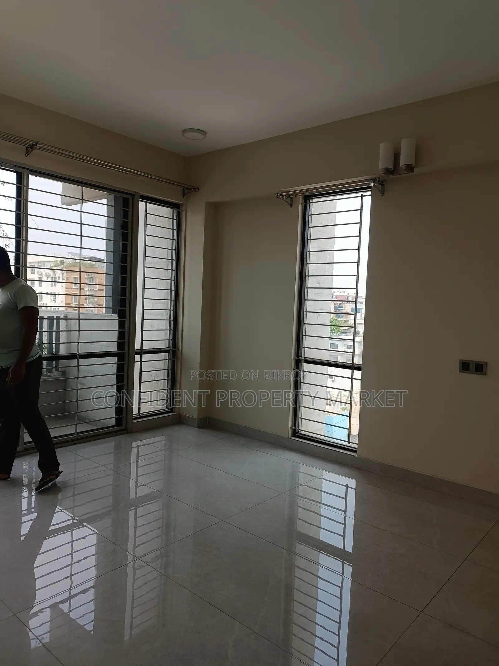 New Flat For Rent In Baridhara in Baridhara