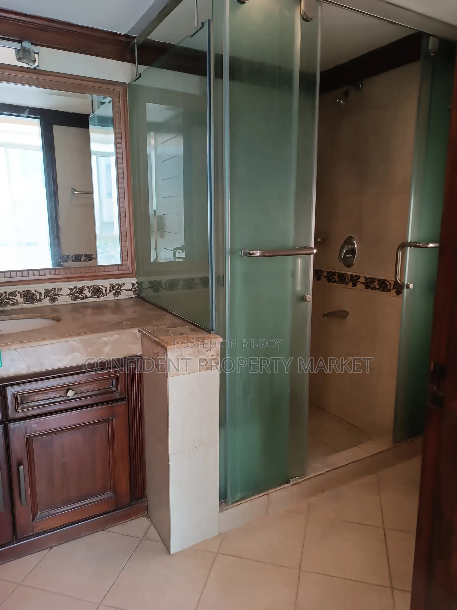 Nice Flat For Rent In Baridhara in Baridhara