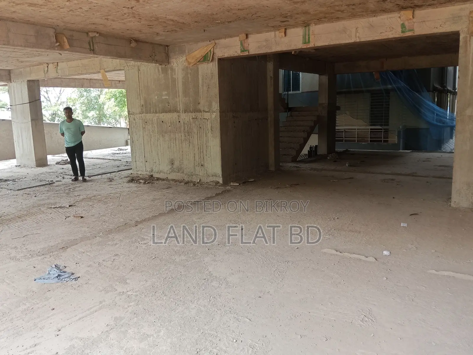 Chondrima Housing @ 1210 sq ft South-Facing Flat for Sale, Mohammadpur in Mohammadpur