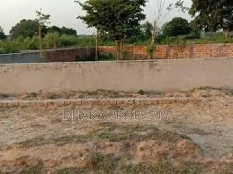 Nearby 300ft 3 Katha East at Sector-9 in Purbachal