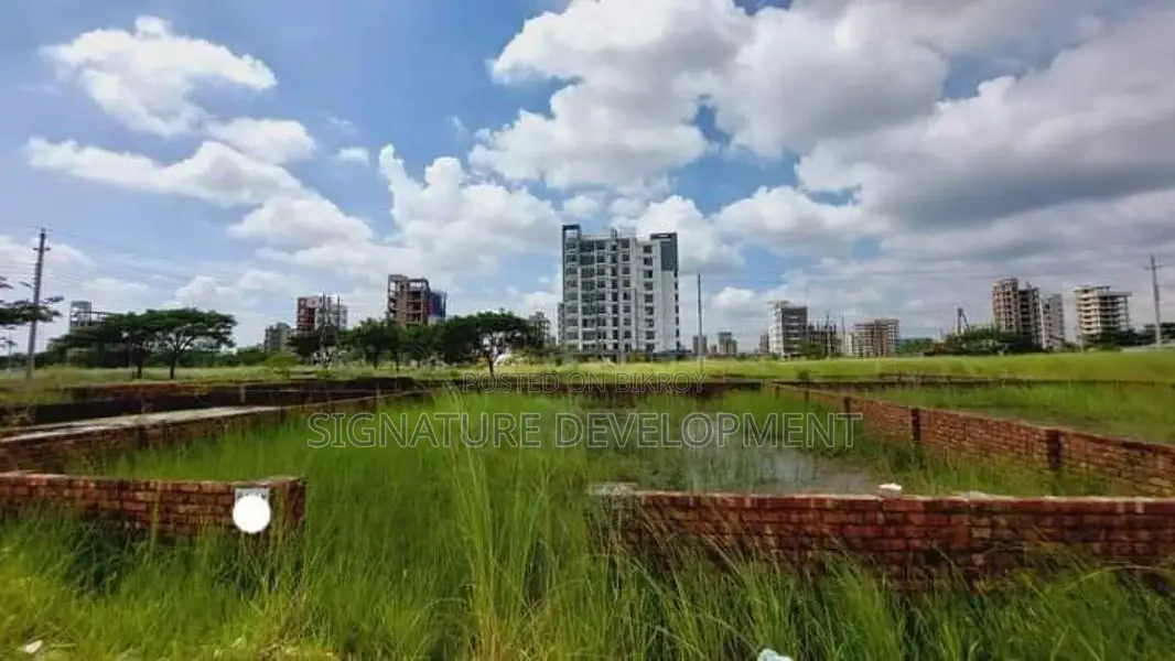 M-Block \ 5 Katha \ Plot for Sale \ Bashundhara R/A in Basundhara