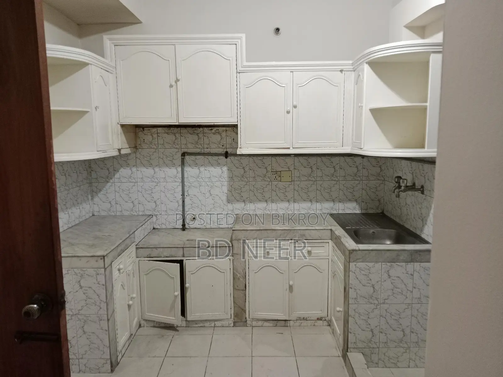 Office space available in resident building at gulshan in Gulshan