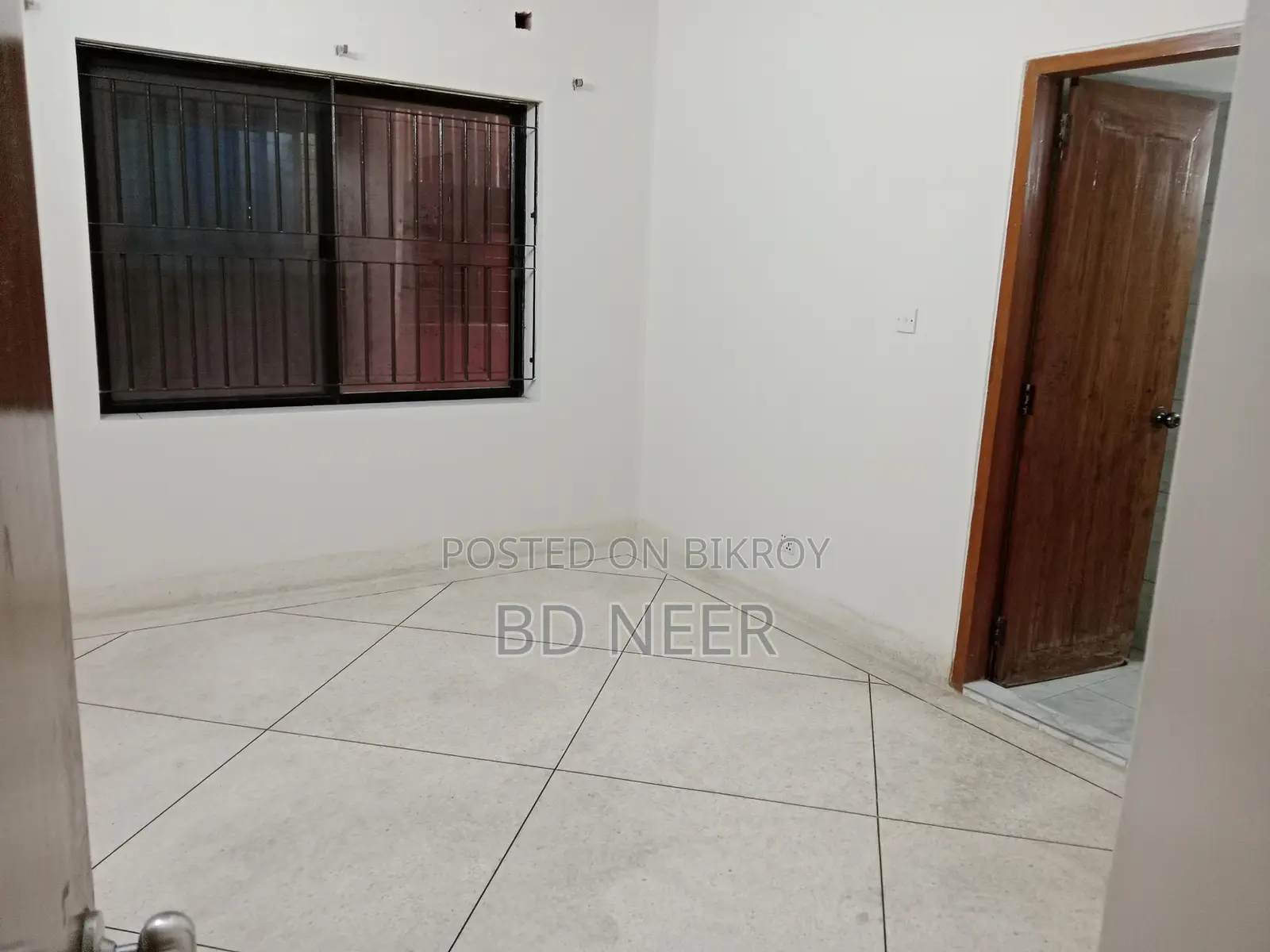 Office space available in resident building at gulshan in Gulshan