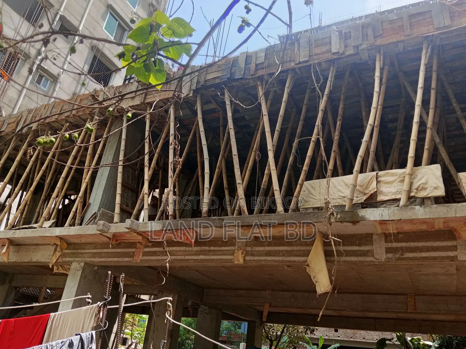 Chondrima Housing @ 1800 Sq Ft South-Facing Flat for Sale, Mohammadpur in Mohammadpur