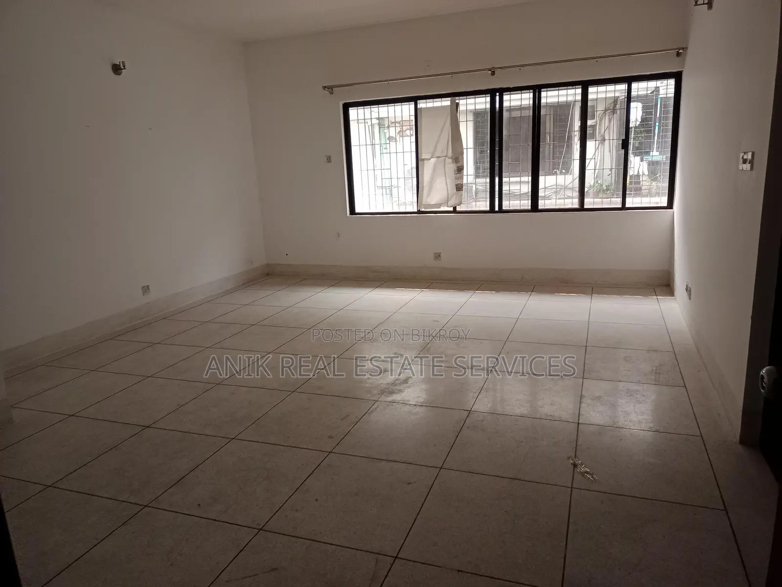 Good Quality 3 Bedroom Un Farnised Flat Rent At Gulshan 2 in Gulshan