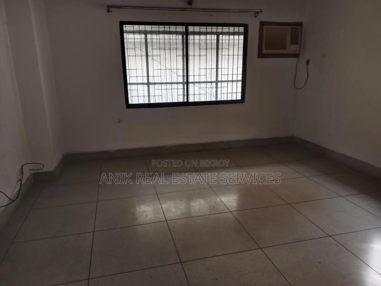 Good Quality 3 Bedroom Un Farnised Flat Rent At Gulshan 2 in Gulshan
