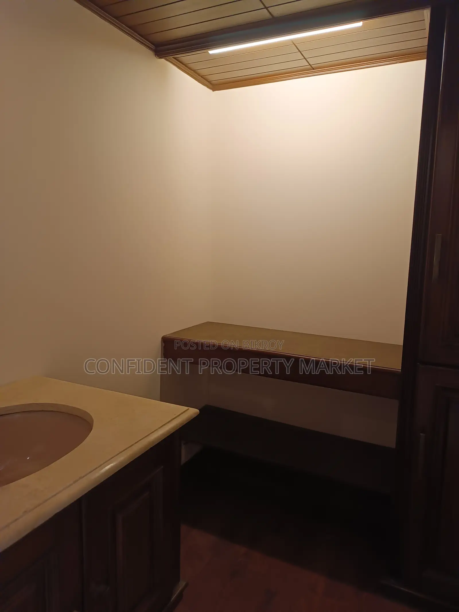 Flat For Rent In Baridhara in Baridhara