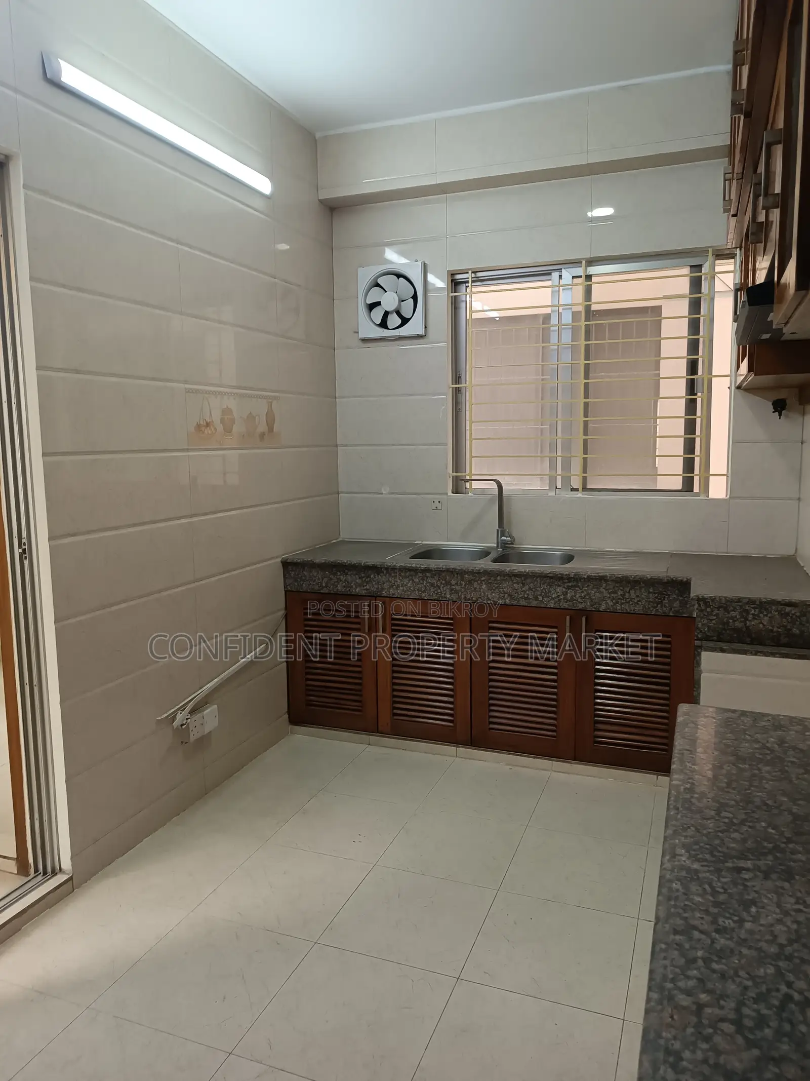 Beautiful Flat For Rent in Baridhara