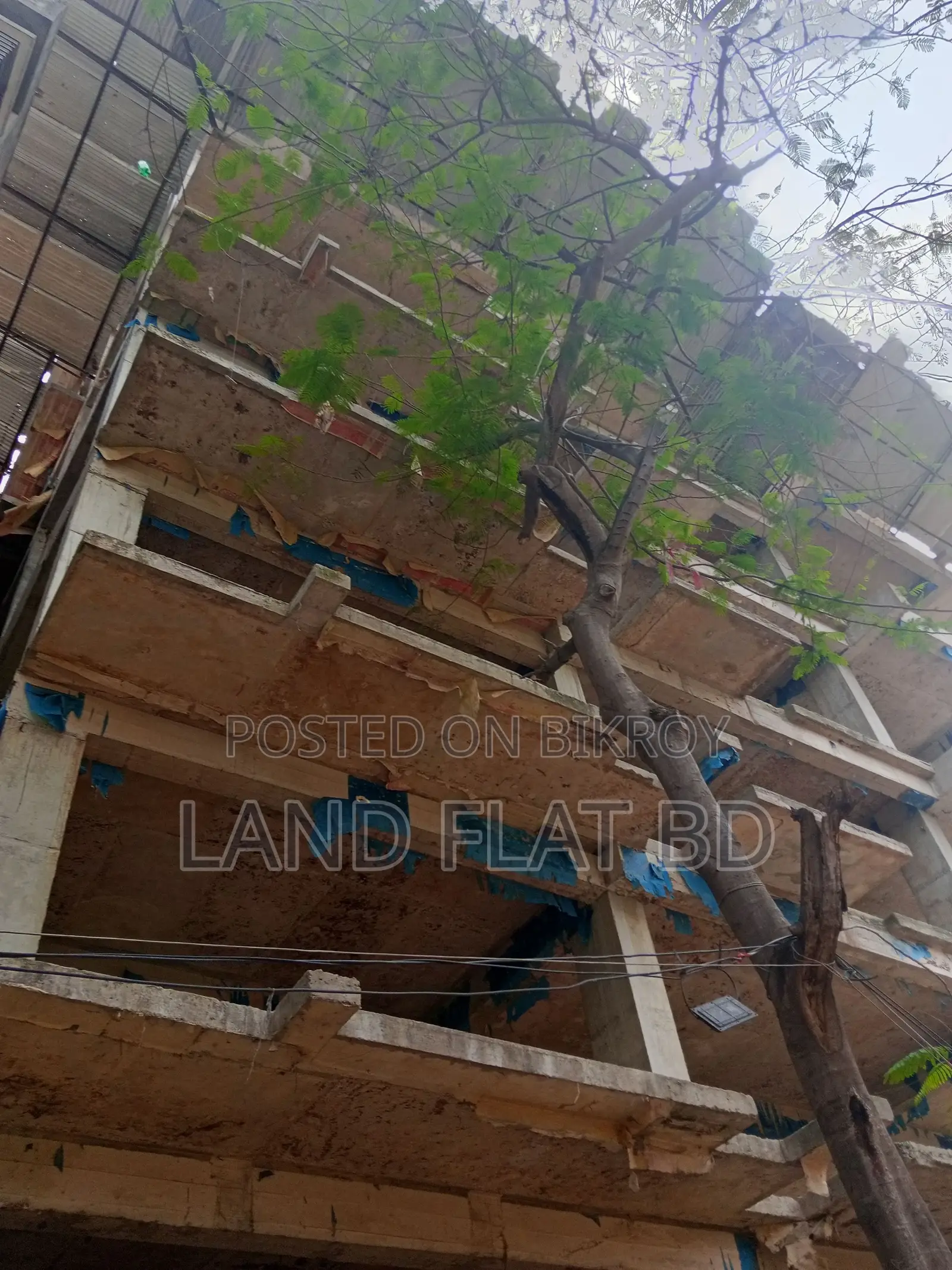 South-facing Lake View @ 2000 sq ft flat for sale on 40-foot Avenue Road in Mohammadpur