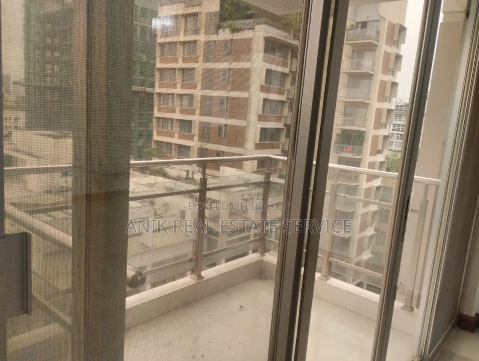 Good Quality 3500 Sft 4 Bedroom Flat Rent At Gulshan North in Gulshan