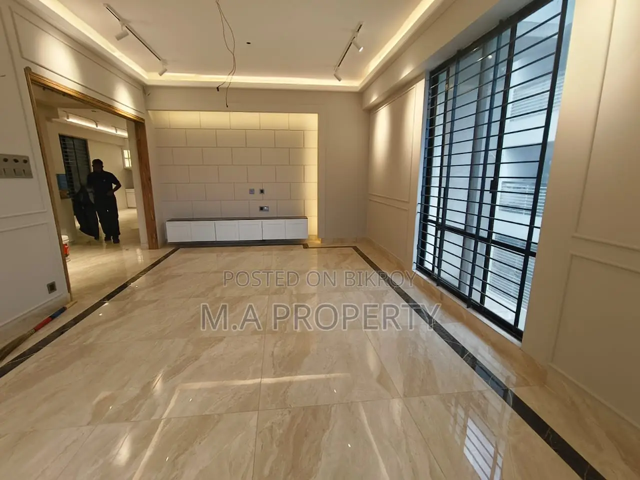 Rent Apartment 4-Bed 2-Carpark Gulshan North in Gulshan