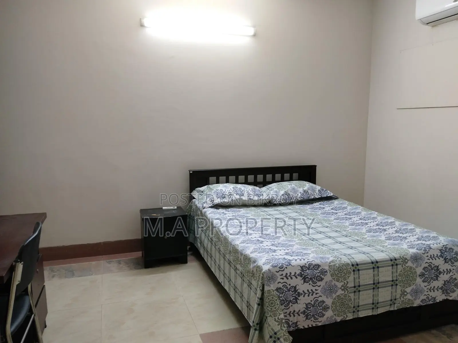 4 BED FURNISHED FLAT RENT IN GULSHAN 2 MEDDLE in Gulshan