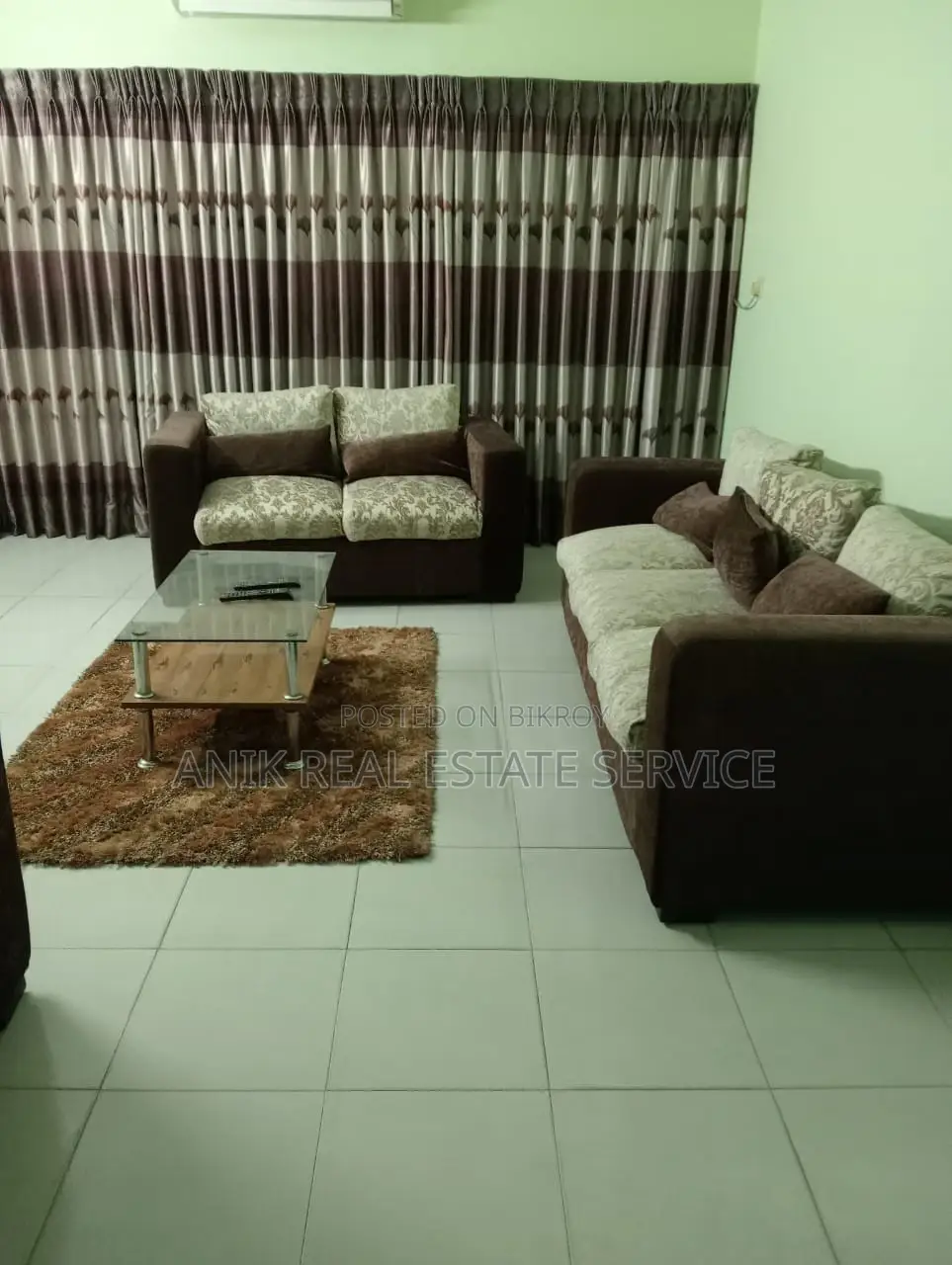 Good Quality 3 Bedroom Full Farnised Flat Rent At Gulshan 2 in Gulshan