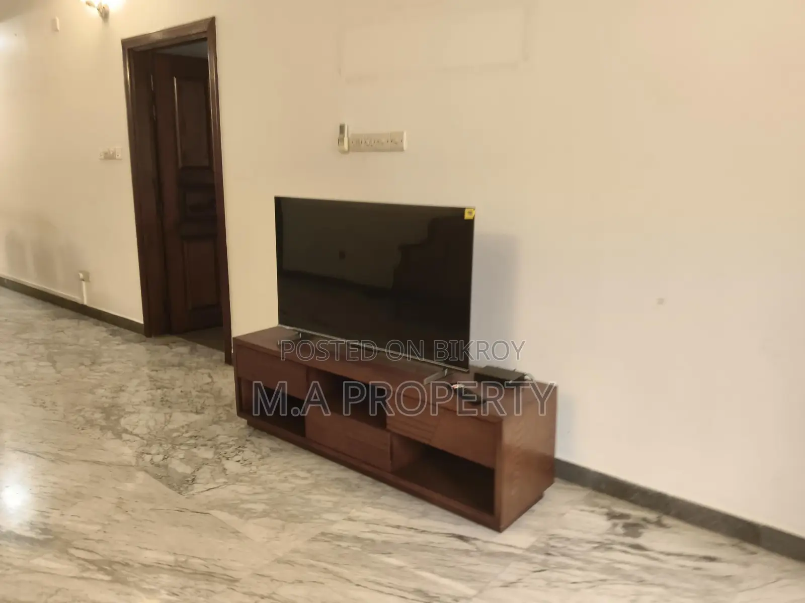 Rent Apartment full Furnishes 4-Bedroom 3700sqft Gulshan North in Gulshan