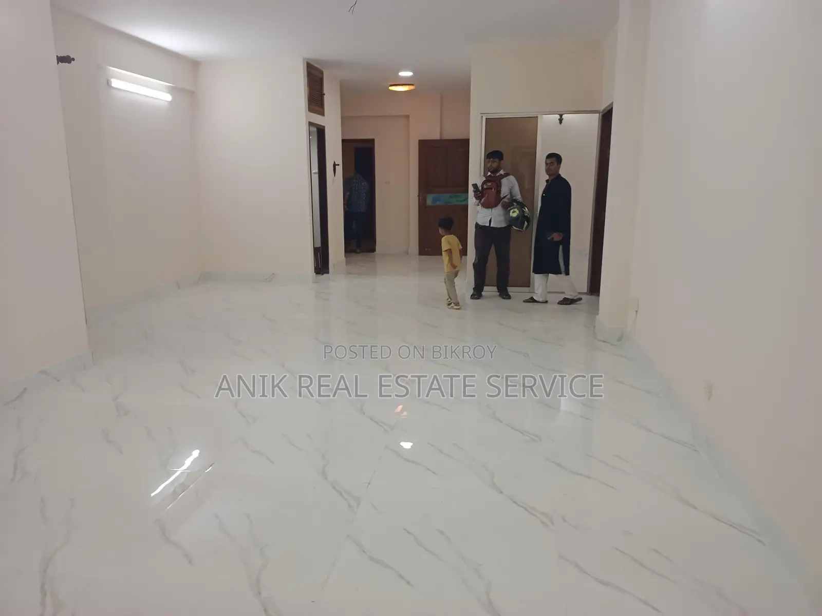 Good Quality 3 Bedroom Un Farnised Flat Rent At Gulshan 2 in Gulshan