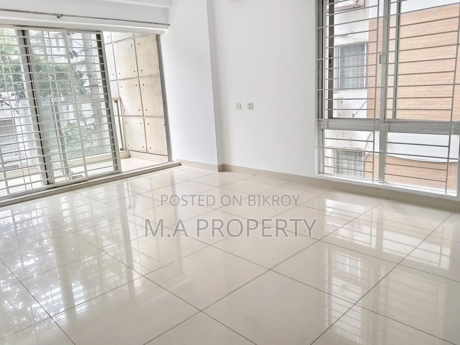 Sale flat "NAVANA" 2nd floor 3-Bedroom Gulshan-2 in Gulshan