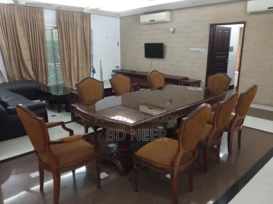 looking so nice fully furnish apt rent in Gulshan in Gulshan
