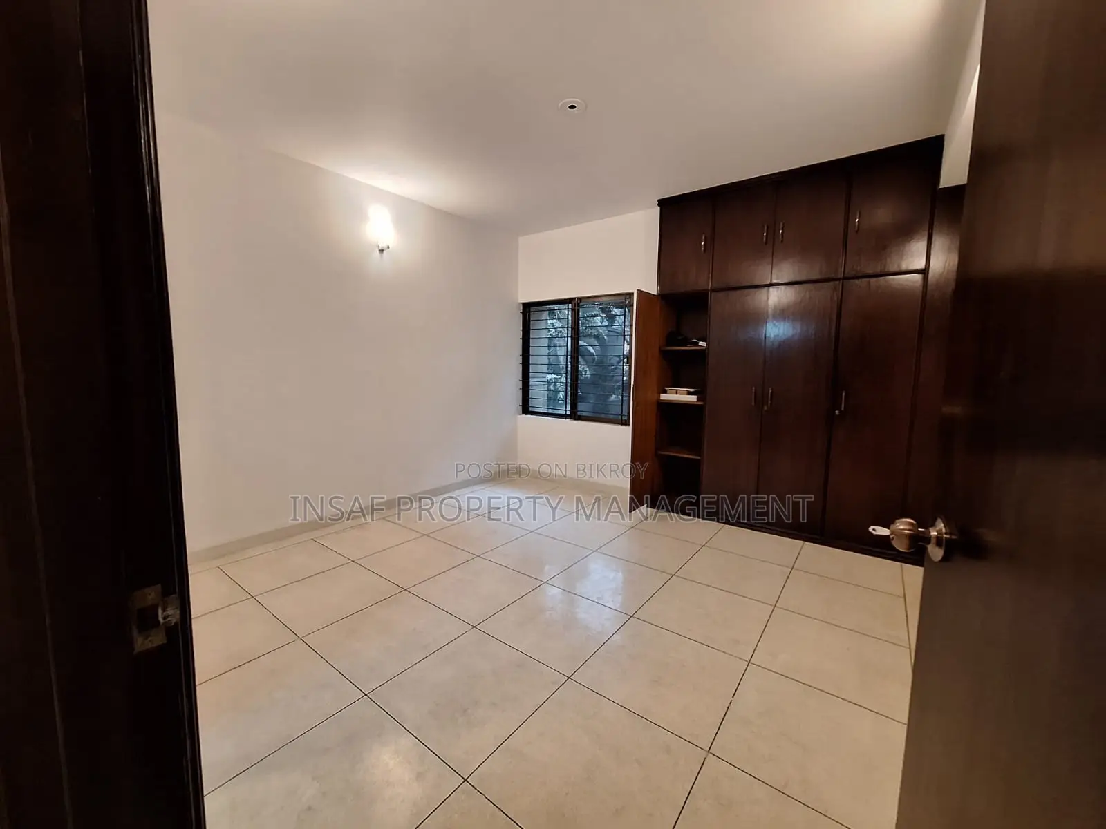3500Sqft Apartment Sale 4Bed 5Bath Gulshan2 North Nice View in Gulshan