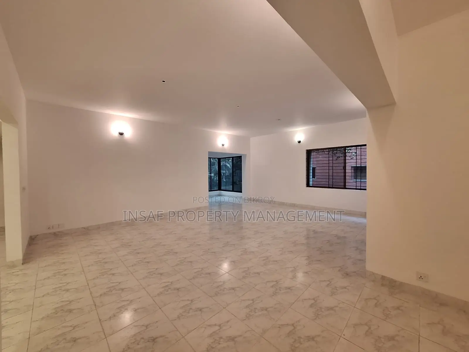 3500Sqft Apartment Sale 4Bed 5Bath Gulshan2 North Nice View in Gulshan