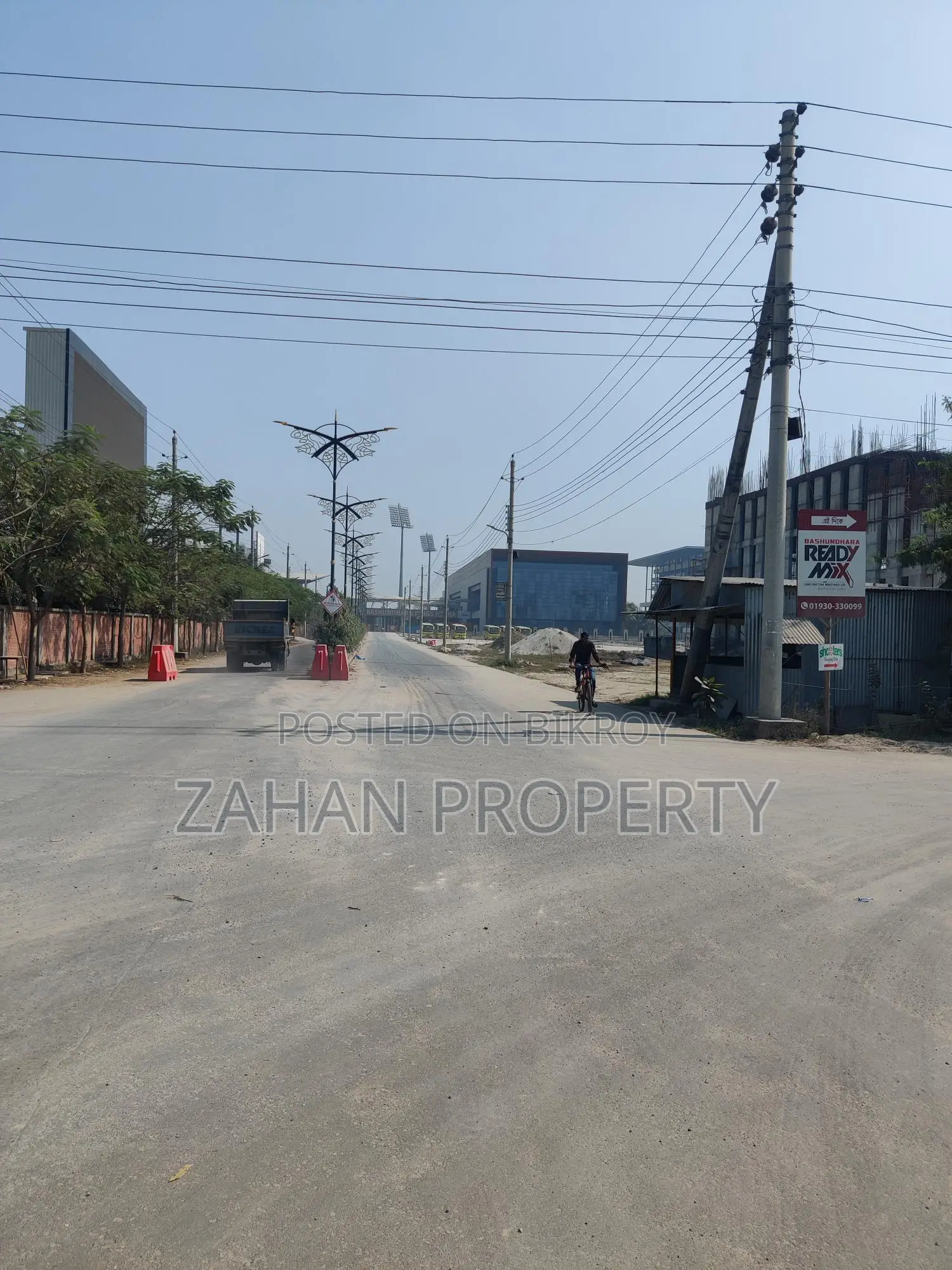 BASHUNDHARA N Block 12 katha Plot Sell.. Near 300 ft.. in Basundhara