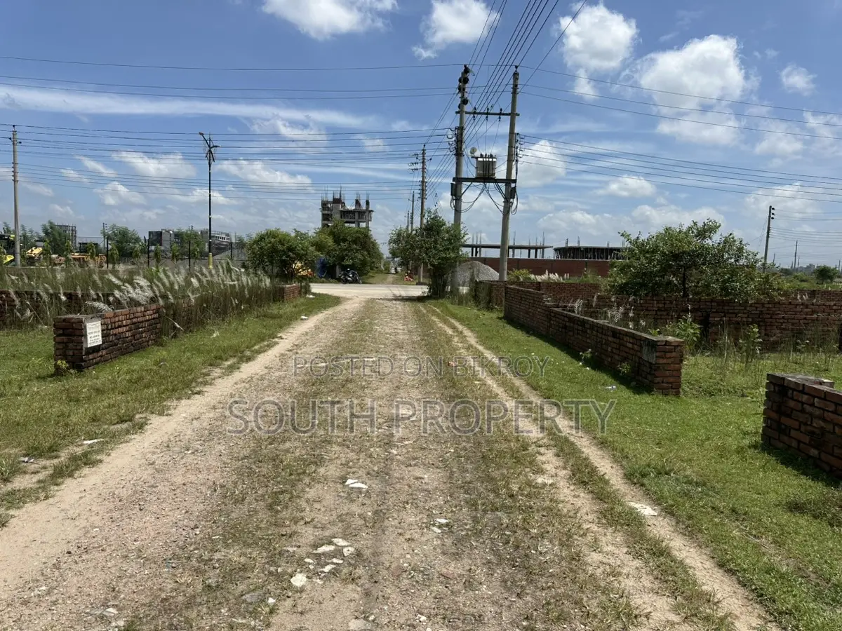 Block-P, 5-Katha, South-Facing Corner Plot Sale, Bashundhara R/A in Basundhara