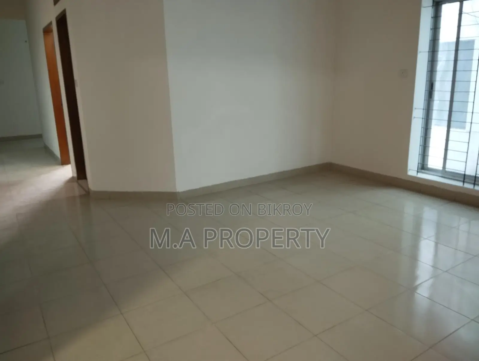 2000 SFT 3 BED OFFICE APARTMENT RENT IN GULSHAN I in Gulshan
