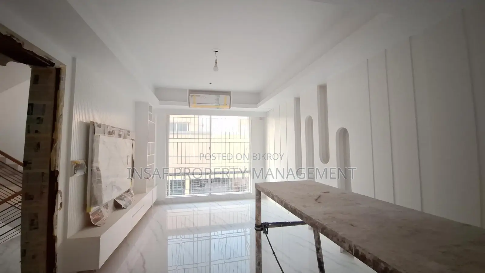 2300Sft Luxurious Semi Furnished Apartment Sale 4Bed Bashundhara Nice V. in Basundhara