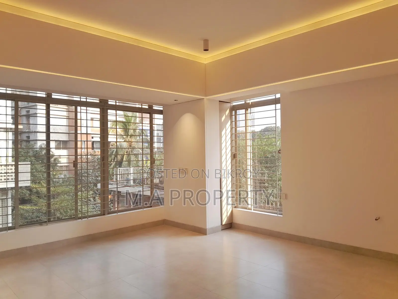 Semi-furnished apartment for rent in Gulshan in Gulshan
