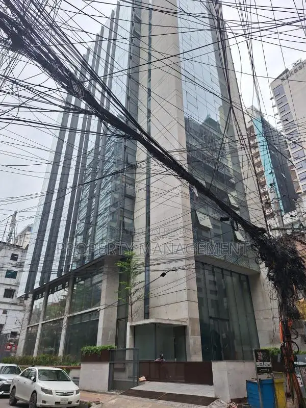 5100 Sqft Brand New Luxurious Commercial Office Space for Rent in Gulshan 1 in Gulshan