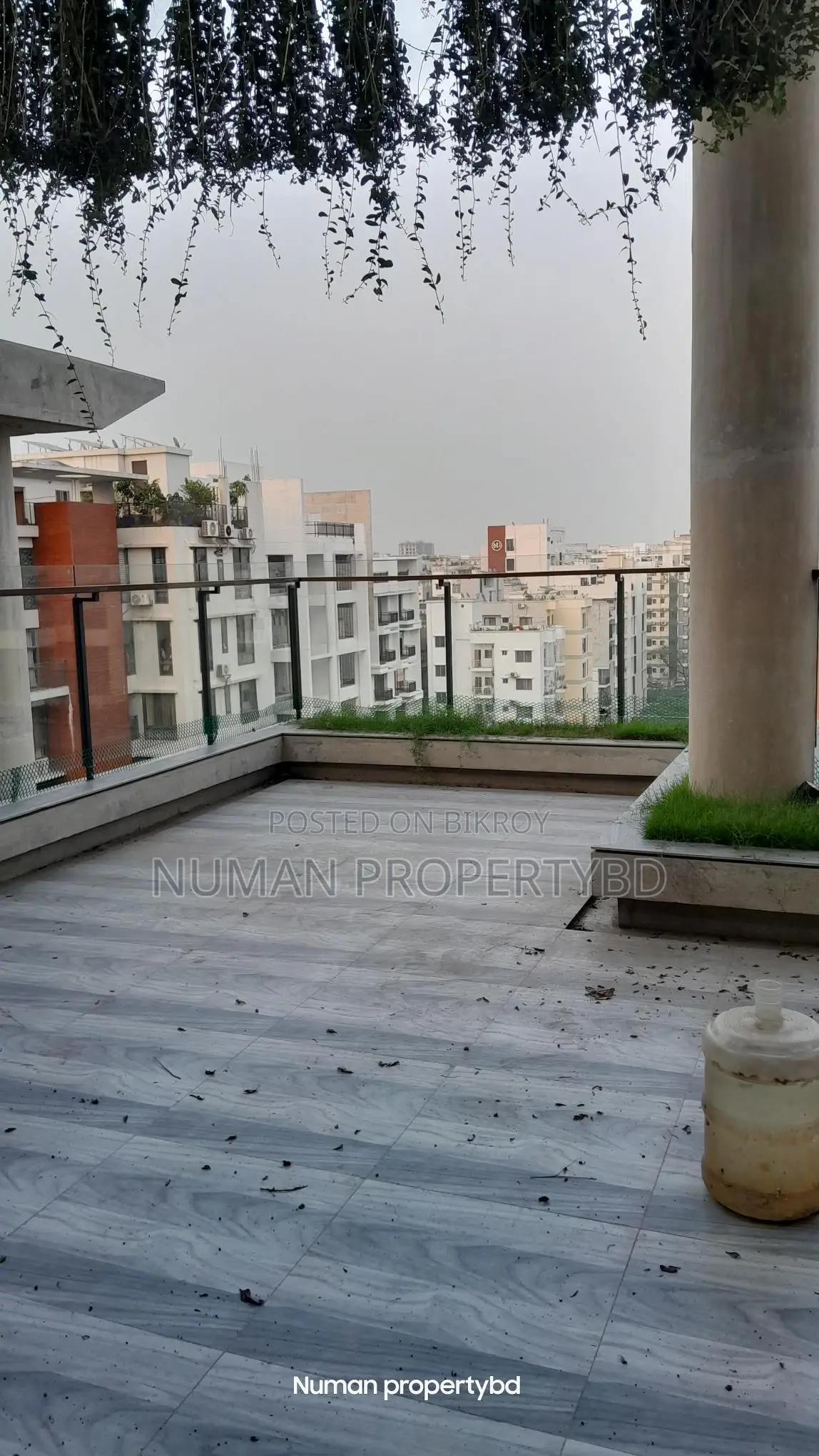 4000sq 4-bedroom Full Fair Face New Luxury Semi Furnished Flat Rent in Basundhara