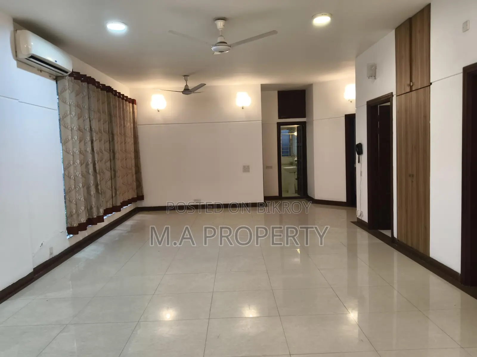 Semi-furnished Apartment for Rent in Gulshan North in Gulshan