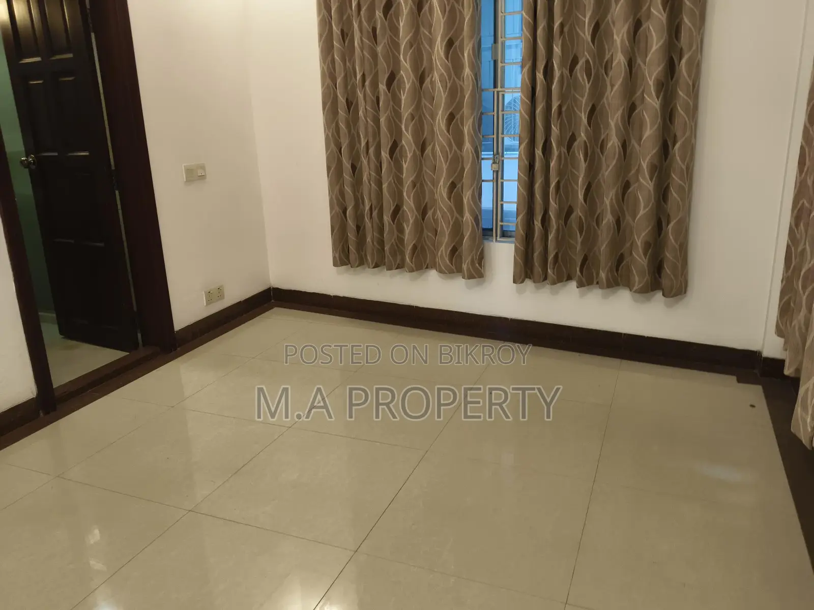 Semi-furnished Apartment for Rent in Gulshan North in Gulshan