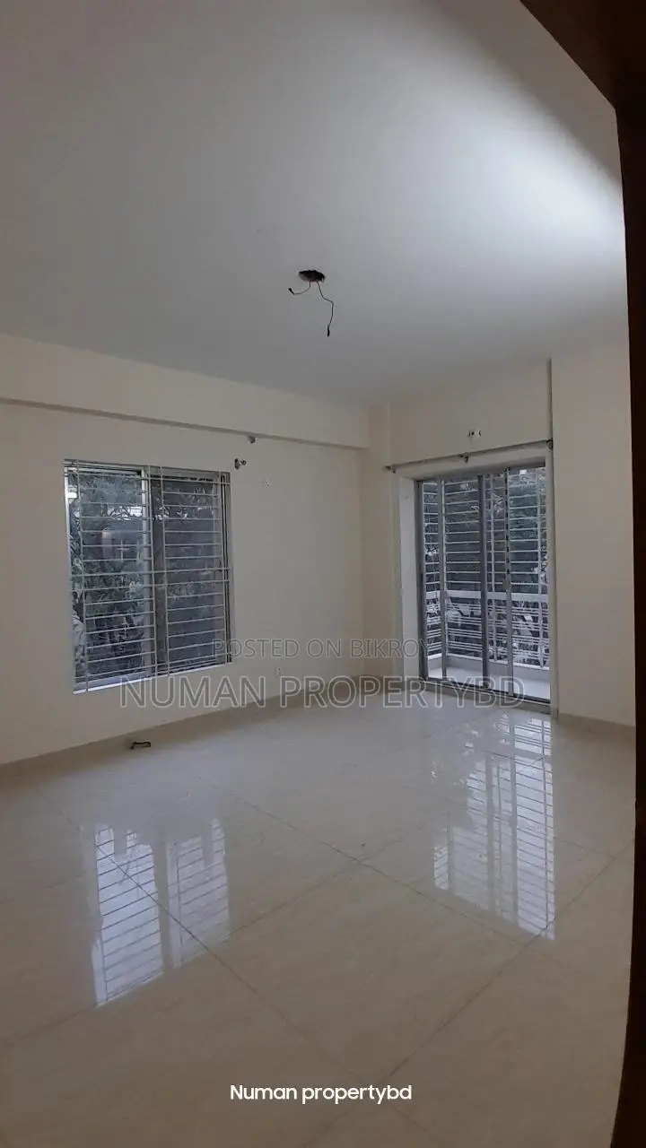 1800 sq ft 3 bedroom new luxurious semi-furnished flat for rent in Basundhara